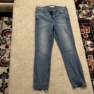 Good American “Good Waist” Raw Hem Skinny Jean
